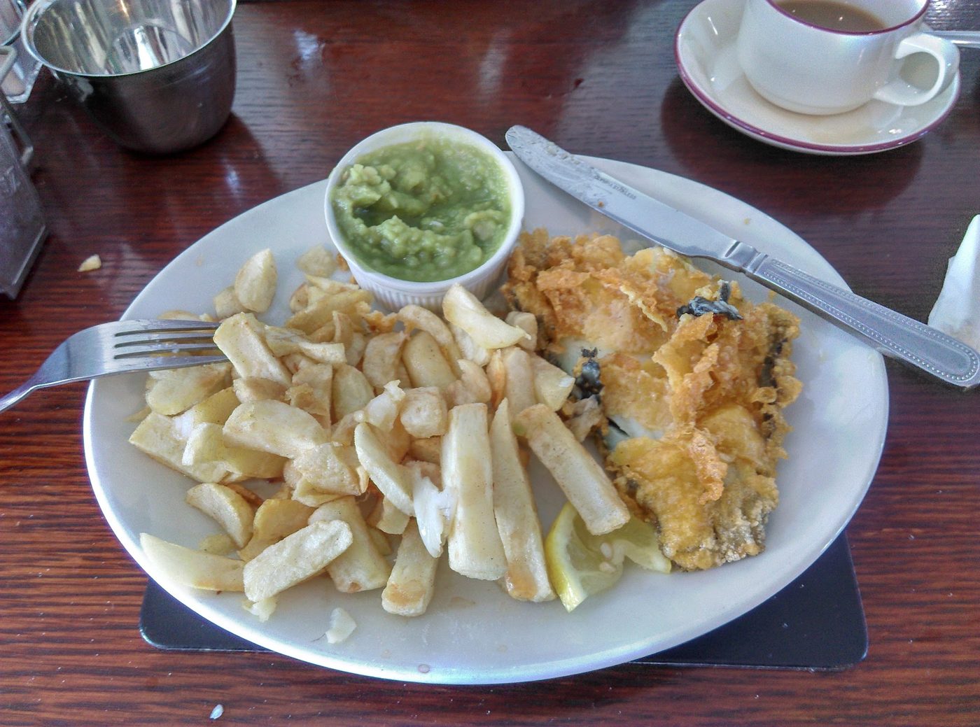 Fish and chips with mushy peas